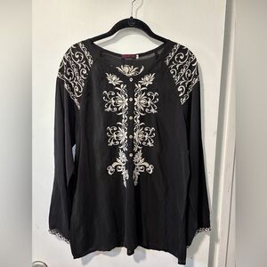 Johnny Was Embroidered Half Button Long Sleeve Black White Top Blouse Shirt Sz M